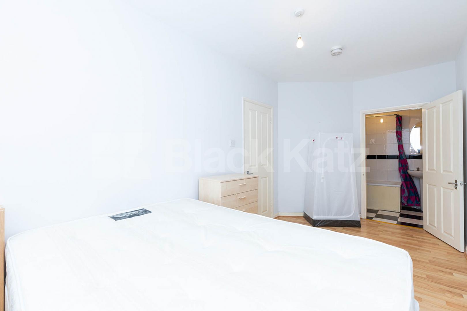 Spacious ground floor 1 bedroom in the heart of Stoke Newington Windus Road, Stoke Newington 